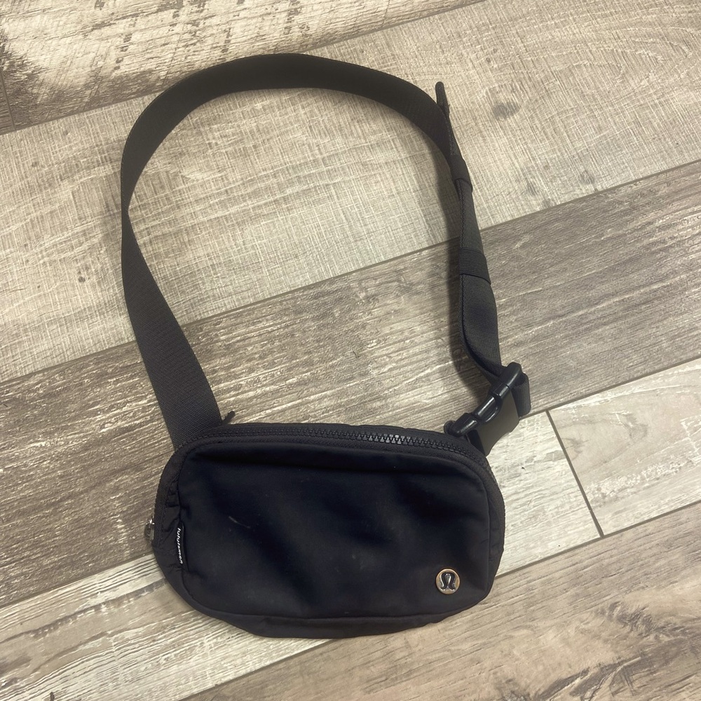lululemon athletica Black Crossbody Belt Bag